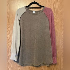 Block sleeve blouse, like brand new, pink tan and brown. Size large